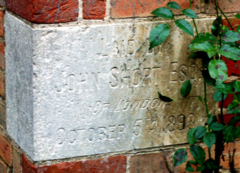 Date plaque on the exterior of 217 Castle Hill Road